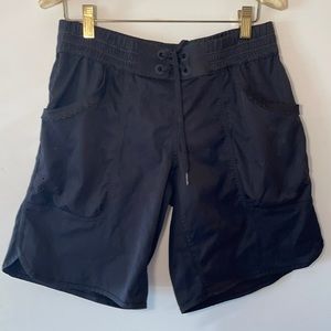 Lululemon women’s boy-cut style board shorts swim